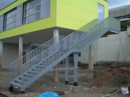 Aussentreppe gerade-012